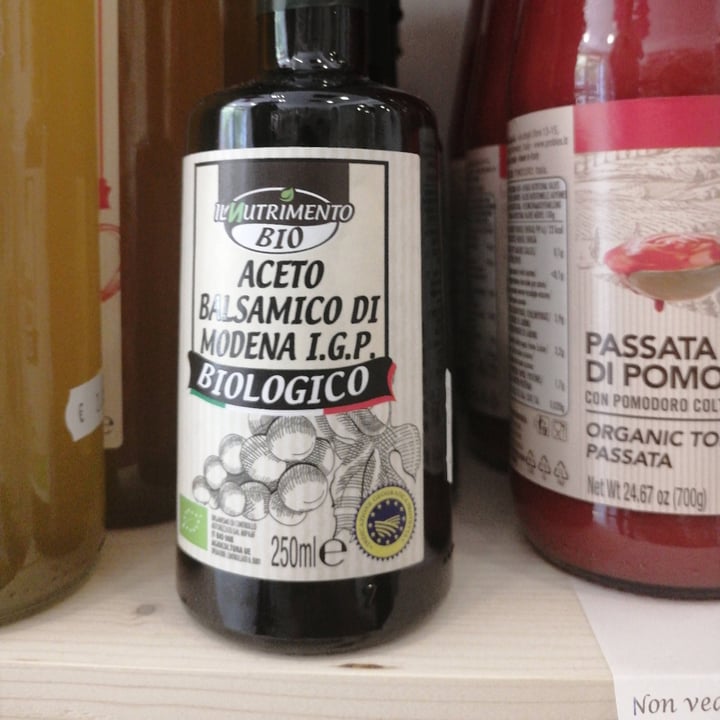 review photo of Il Nutrimento aceto balsamico di modena I.G.P. shared by @silviaf1991 on 09 Sep 2022 - review