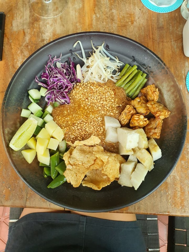 photo of Privé CHIJMES Indonesian Gado Gado Salad - Specials shared by @karrylarkin on  18 Jan 2020 - review