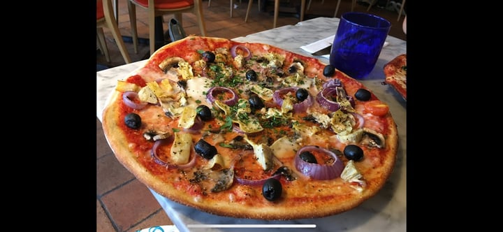photo of Pizza Express Vegan Giardiniera shared by @giveafudge2day on  27 Nov 2019 - review