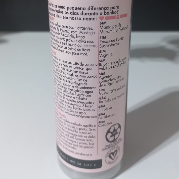 review photo of Love Beauty and Planet Creme de limpeza shared by @veronicafonte on 28 Apr 2022 - review