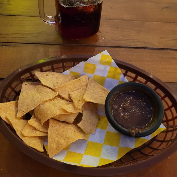 photo of crush restaurante merida Totopos Con Frijoles shared by @darkxocolatl on  11 Nov 2022 - review