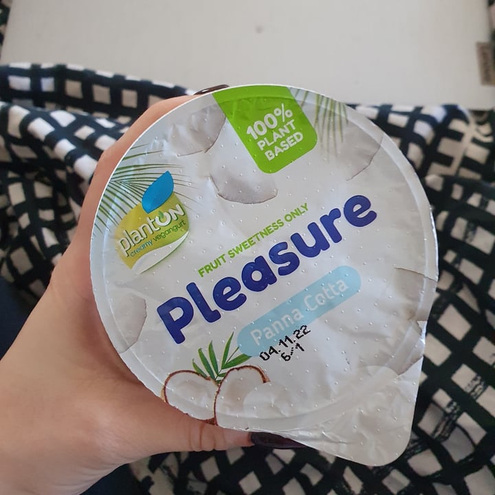 photo of Planton Panna Cotta Pleasure coconut yogurt shared by @giulipruli on  05 Oct 2022 - review