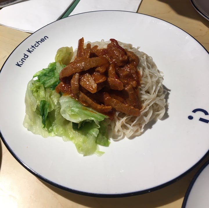 photo of Kind Kitchen by Green Common Lo Mein shared by @vic0919 on  16 Jun 2020 - review