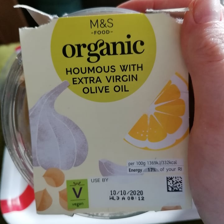 photo of Marks & Spencer Food (M&S) Organic Houmous shared by @robynellen on  15 Oct 2020 - review