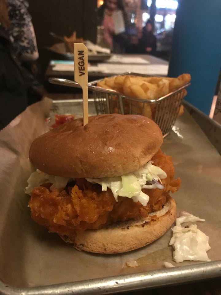 photo of Ale Mary's Hot Chicken Sandwhich shared by @mariaulatowski on  03 Feb 2020 - review