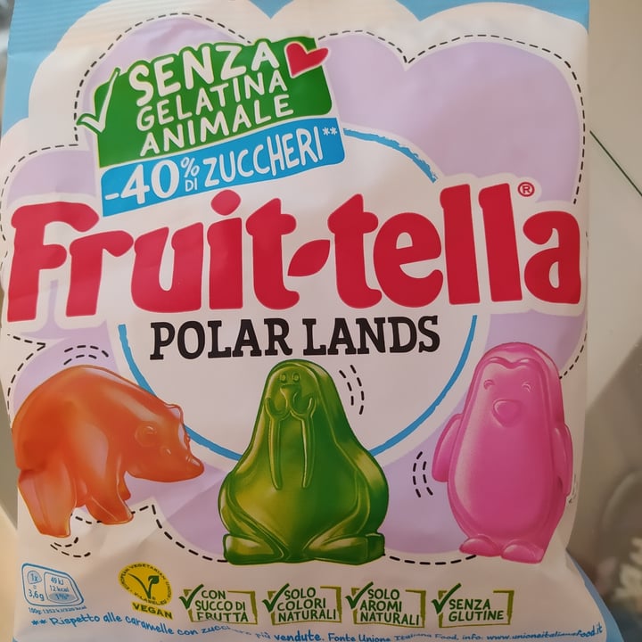 photo of Fruit-tella Caramelle Gommose Polar Lands shared by @alexxxxxx on  04 Dec 2021 - review
