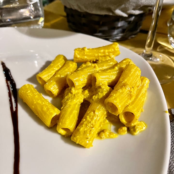 photo of Mezzaluna Carbonara shared by @moredesign on  28 Mar 2022 - review