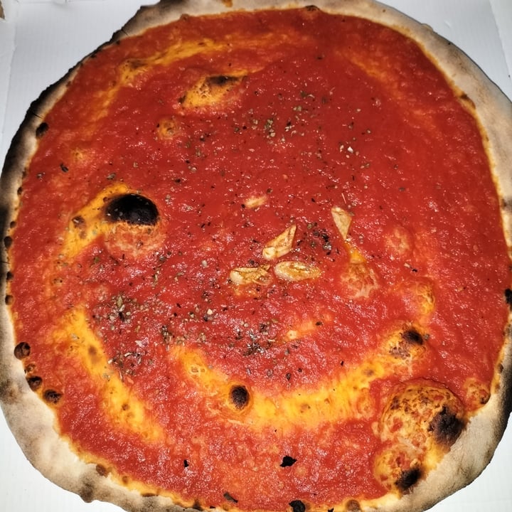 photo of Pizzeria Marchese Pizza marinara shared by @mariveg98 on  24 Jun 2022 - review