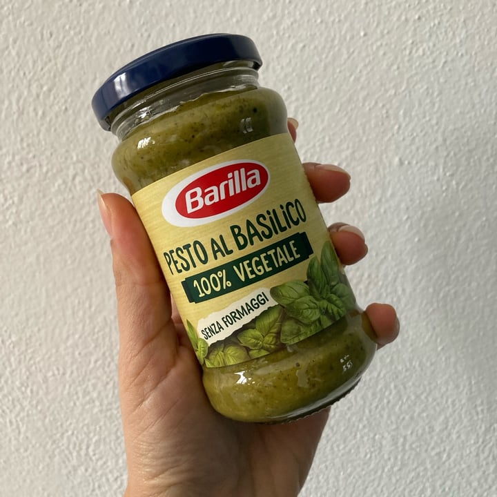 photo of Barilla Pesto Basilico Vegan shared by @giucig on  15 Dec 2021 - review
