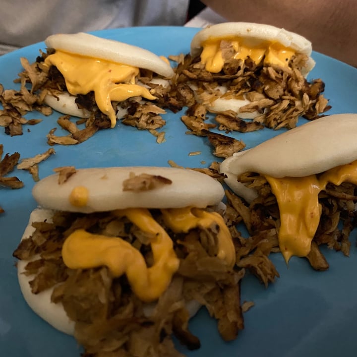 photo of Linda McCartney's Vegetarian Pulled Pork Bao Bun Meal Kit shared by @melonae on  05 Aug 2021 - review