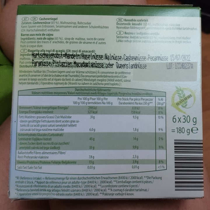 review photo of Enjoy free cashewriegel barrette di anacardi shared by @egcmi on 20 Sep 2021 - review