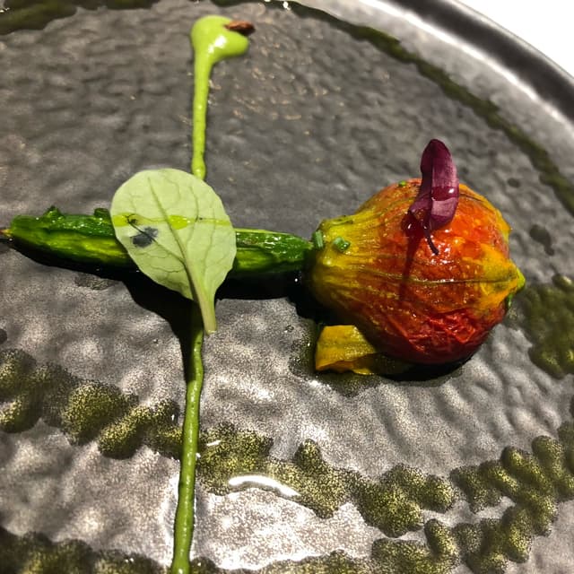 Photo du plat “Flor de calabacín”