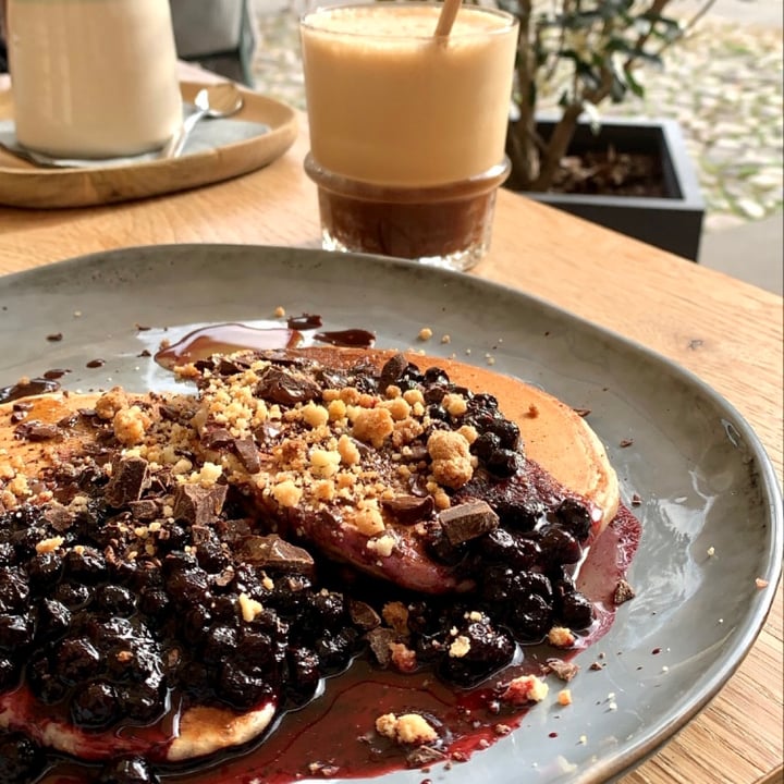 review photo of Il Cucinino Pancake Con Crumble Di Mirtilli E Cioccolato shared by @laura-5 on 27 Nov 2021 - review