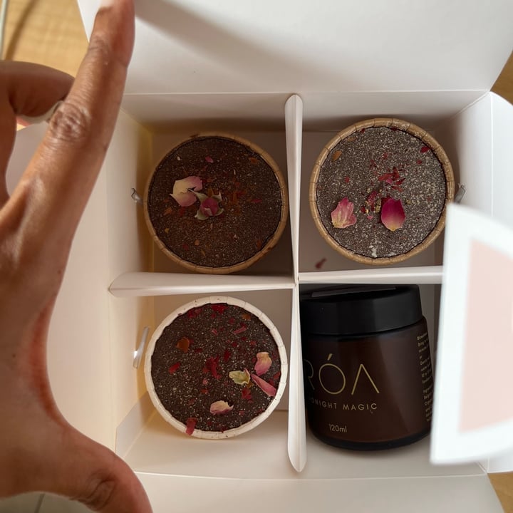 review photo of Róa Gifting bow box (Customised) shared by @flexivegan on 09 Sep 2022 - review
