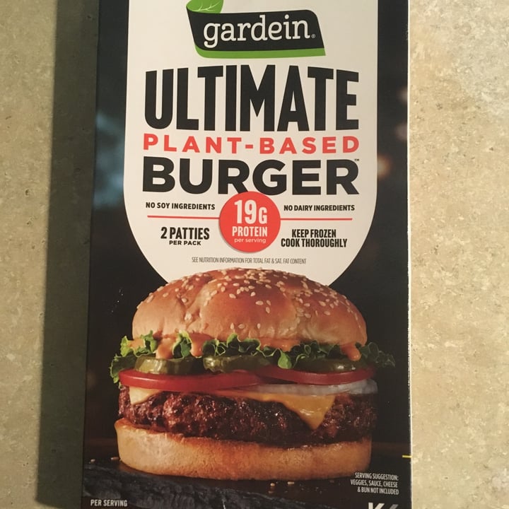 photo of Gardein Ultimate Plant-Based Burger shared by @cadelovesanimals14 on  26 Aug 2020 - review
