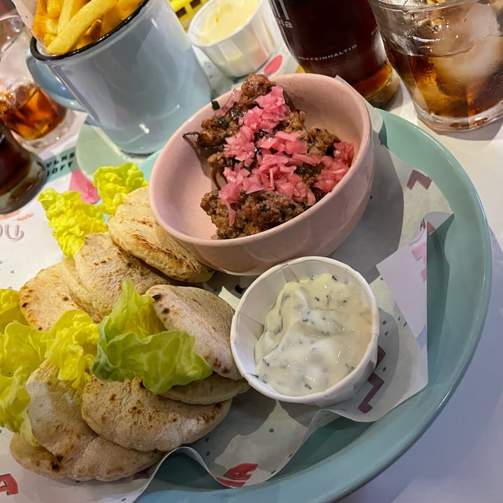 photo of Deer Mama Vegan Mylk & Burger Bar Kebab Pita shared by @holasoymylk on  09 Jun 2022 - review