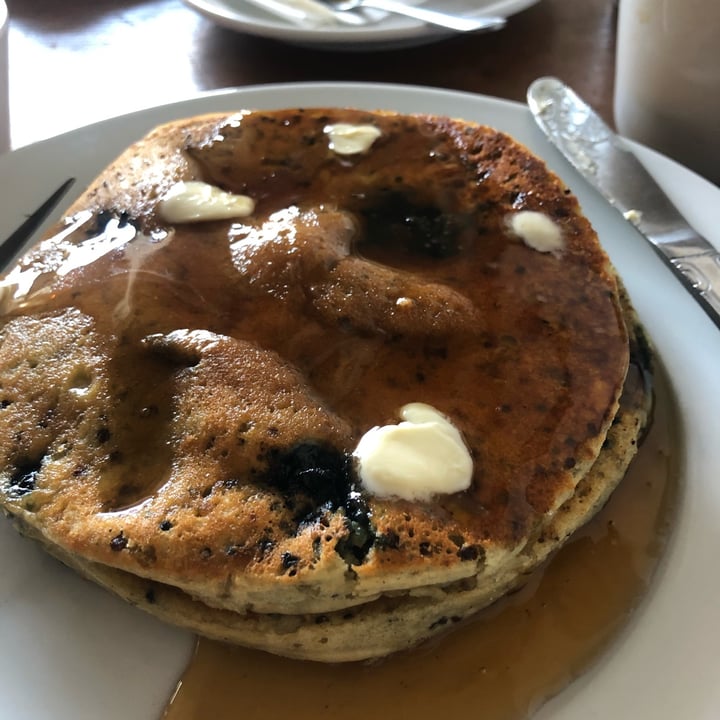 photo of Rabbits Cafe Blueberry quinoa Pancakes And Side Potatoes shared by @griz on  01 May 2022 - review