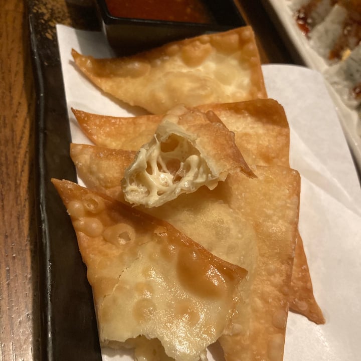 photo of Huntington Ramen & Sushi Cheesy wantons shared by @mariejane56 on  28 Sep 2020 - review