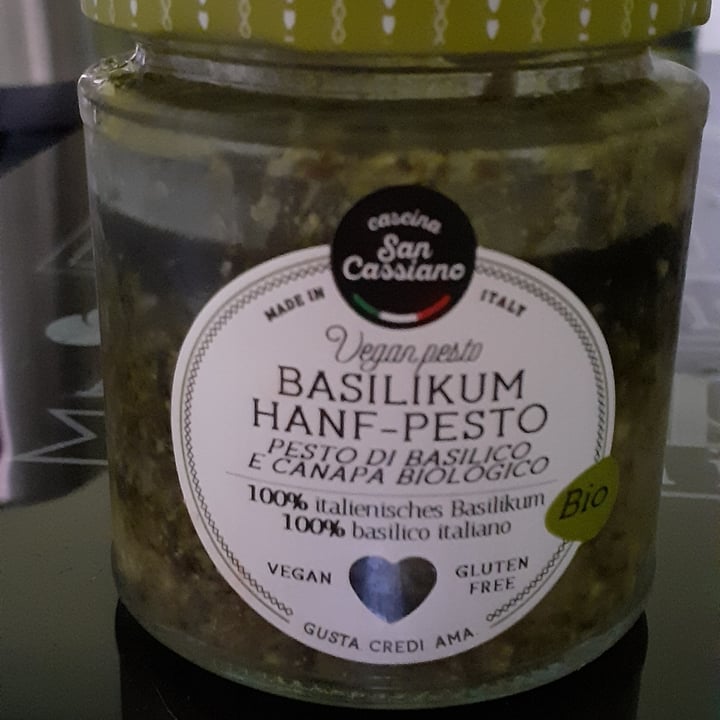 photo of Cascina San cassiano Pesto di basilico e canapa biologico shared by @mbj on  08 Sep 2022 - review