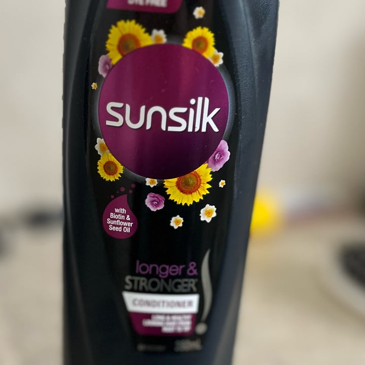 photo of Sunsilk Longer & Stronger Conditioner shared by @jennymc262 on  20 Oct 2022 - review