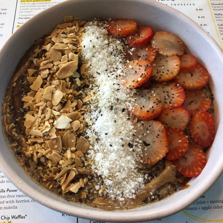 review photo of Lexi's Healthy Eatery Almond quinoa porridge shared by @georgimei on 09 Sep 2021 - review