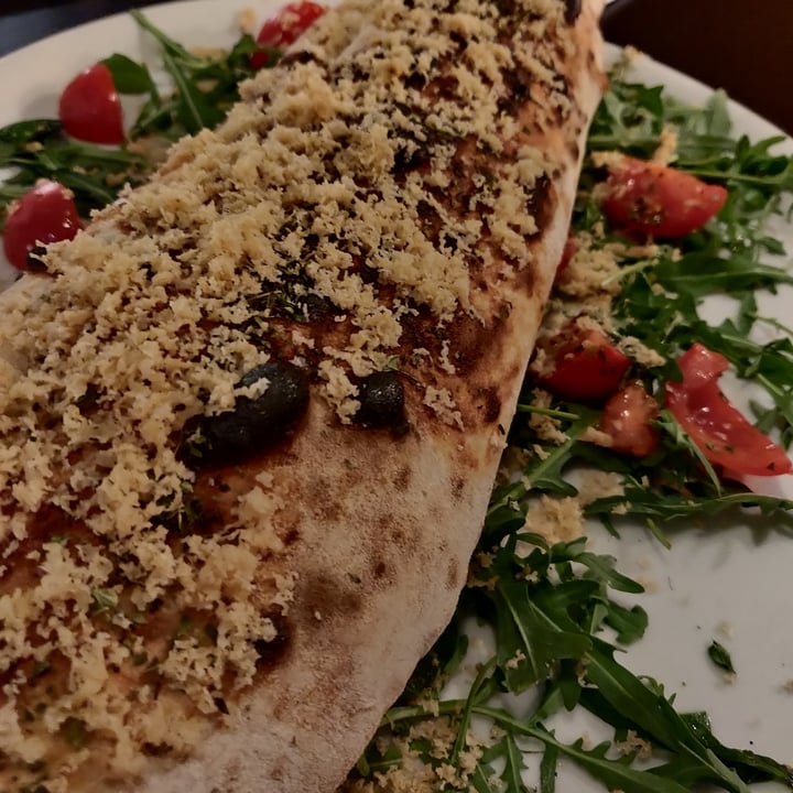 photo of DOPE Vegan Calzone shared by @alessandrabi on  24 Apr 2022 - review