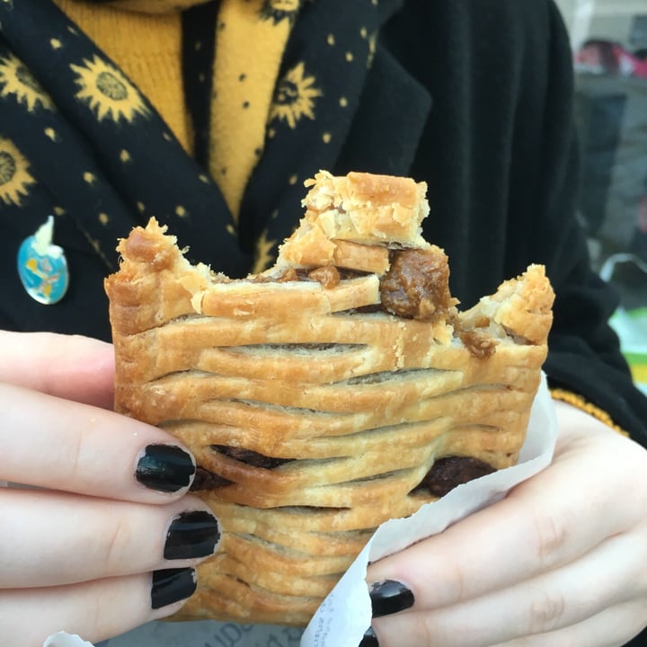 photo of Greggs Vegan Stake Bake shared by @katelouisepowell on  03 Jan 2020 - review