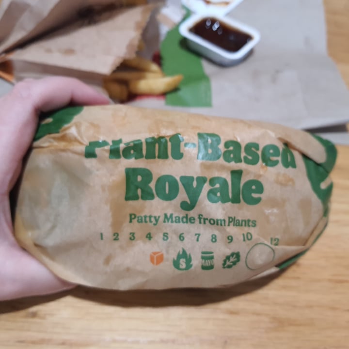 photo of Burger King Blue Route Mall Plant Based Royale shared by @caitell on  15 Sep 2021 - review