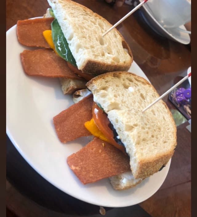 Photo of the dish “BLT”
