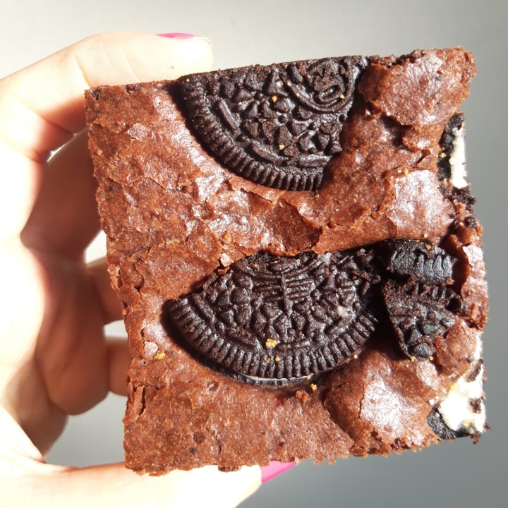 photo of Blissful Pig Vegan Bakery Mixed brownie box shared by @fuchsiahavok on  28 Apr 2020 - review