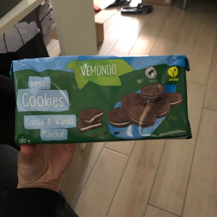 photo of Vemondo Vegan Cookies Cocoa & Vanilla Flavour shared by @elisa22t on  23 Mar 2022 - review