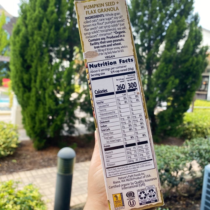 review photo of Nature's Path Foods Nature's Path Pumpkin Seed + Flax Granola shared by @valeeeryh on 26 Jan 2021 - review