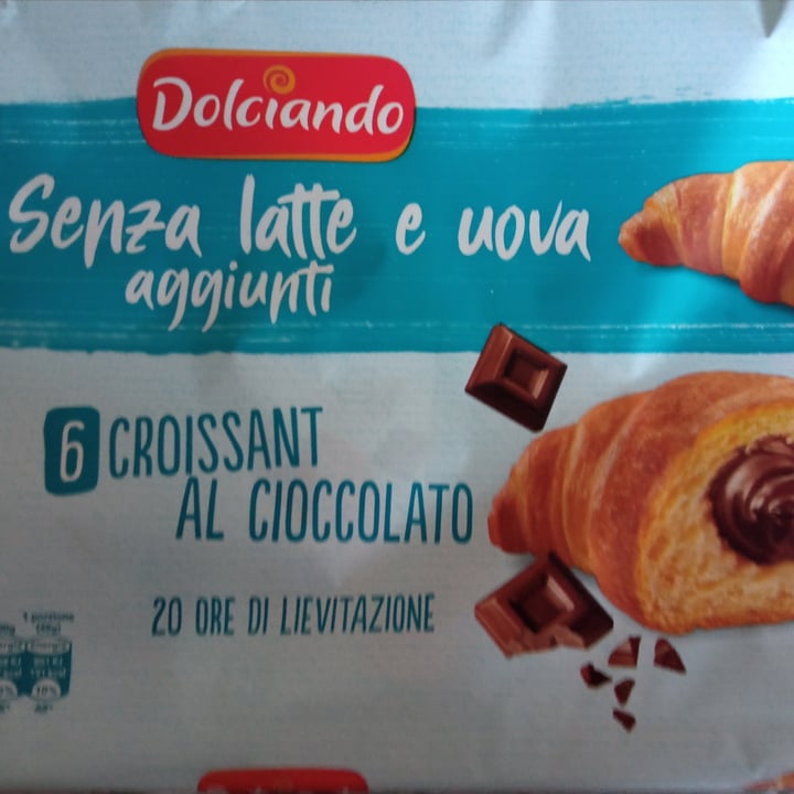 photo of Dolciando Croissant Al Cioccolato Senza latte e uova aggiunti shared by @stefuzza80 on  11 Apr 2022 - review