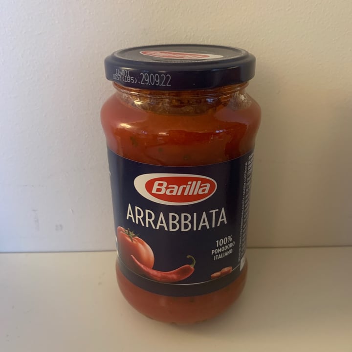 photo of Barilla Arrabbiata sauce shared by @veganusefulinfo on  15 Mar 2021 - review