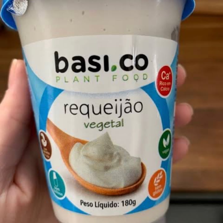 review photo of Basi.co Requeijão Vegetal shared by @camisandery on 04 May 2022 - review