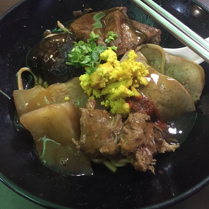 photo of New Green Pasture Cafe Winter Melon Mushroom Tofu Noodles shared by @georgejacobs on  27 Dec 2019 - review