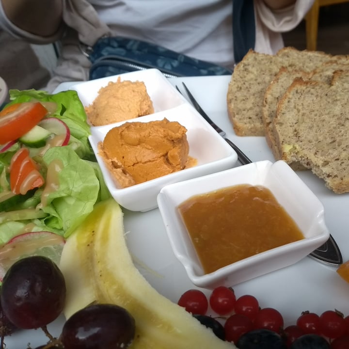 photo of No Milk Today Bread Breakfast shared by @felice on  11 Sep 2021 - review