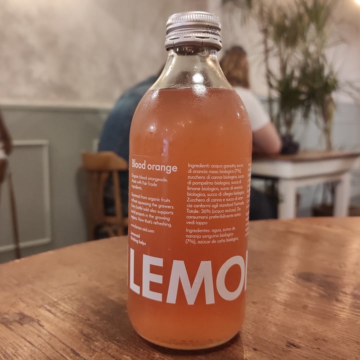 photo of Lemonaid+ Blutorange shared by @viajeracronica on  09 Sep 2020 - review