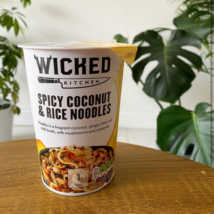 photo of Wicked Spicy Coconut and Rice Noodles shared by @abbieeats on  07 Jul 2022 - review