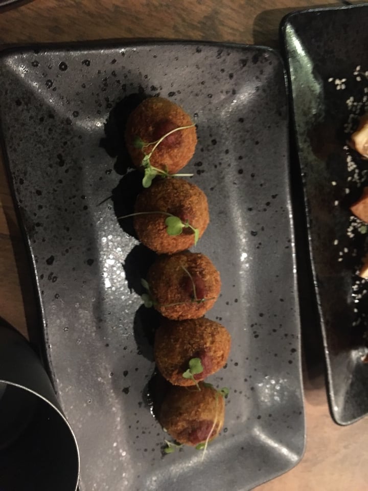 photo of OmNom Jalapeno poppers shared by @amisha- on  04 Mar 2020 - review