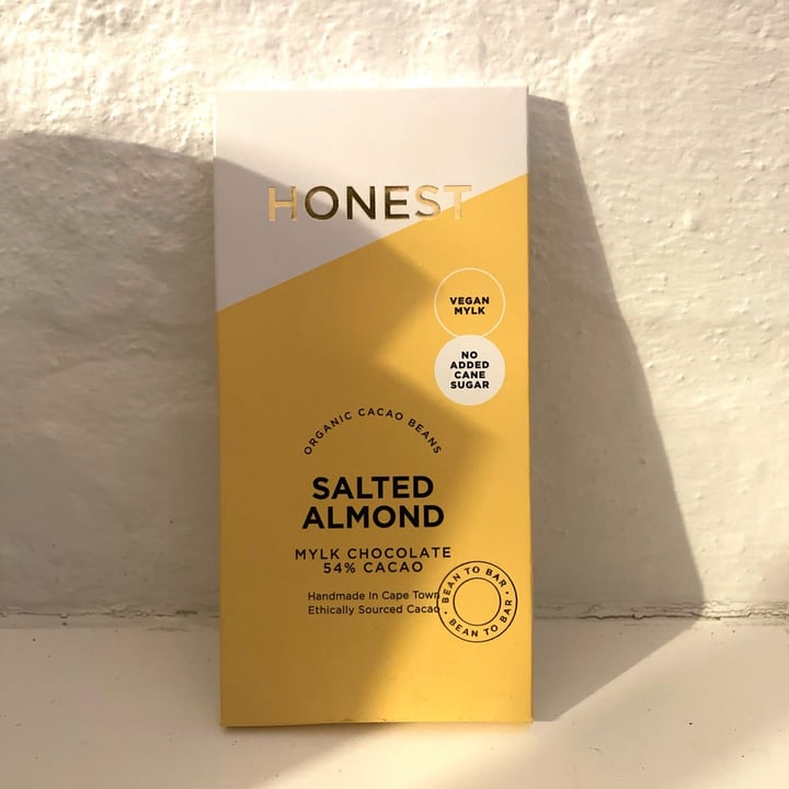 photo of Honest Chocolate Salted Almond shared by @alicesouthwood on  01 Apr 2022 - review