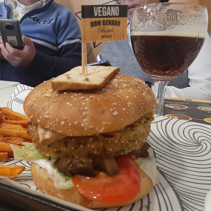 review photo of Bistro Don Genaro Hamburguesa Vegana shared by @luuuom on 13 Mar 2022 - review