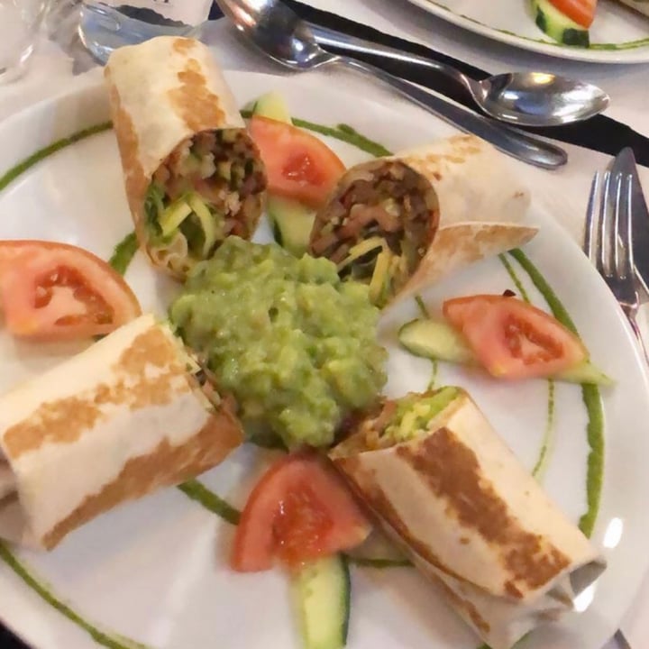 photo of Veggie Garden Plant Based Wrap shared by @montserratrosell on  02 Jun 2020 - review