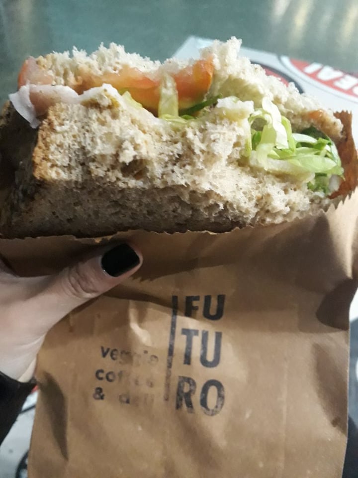 photo of Futuro Veggie - Coffee & Deli Tostado de Jamon y Queso shared by @iara on  03 Aug 2019 - review