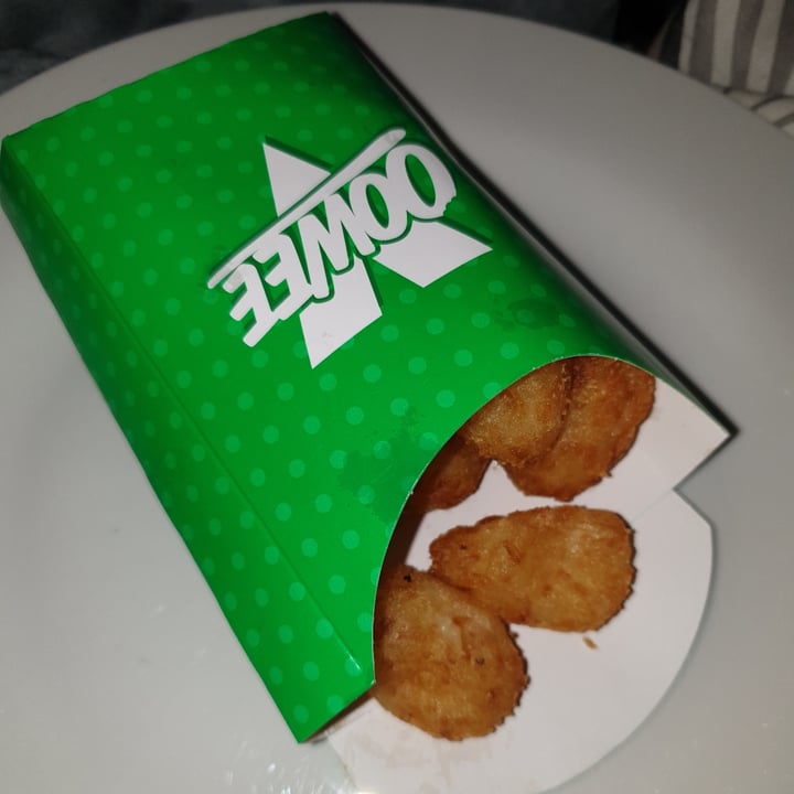 photo of Oowee vegan Tater tots shared by @lydiahawkins on  17 Mar 2021 - review