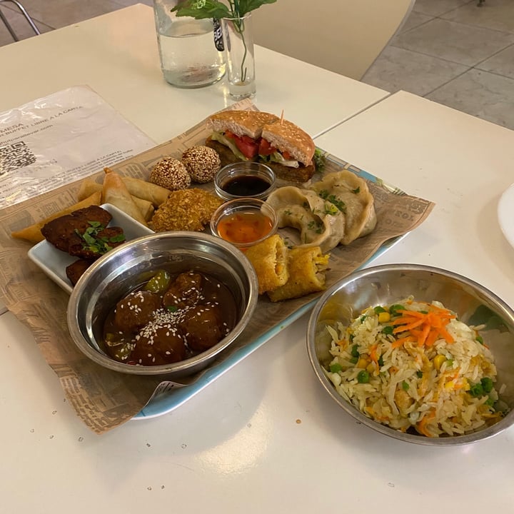 review photo of Loving Hut The buffet shared by @pablofombuena on 25 Aug 2020 - review