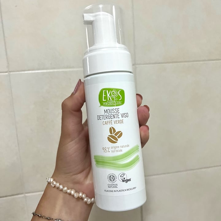 photo of Ekos personal care Mousse Detergente Viso Caffè Verde shared by @laurabetti on  03 Jun 2022 - review
