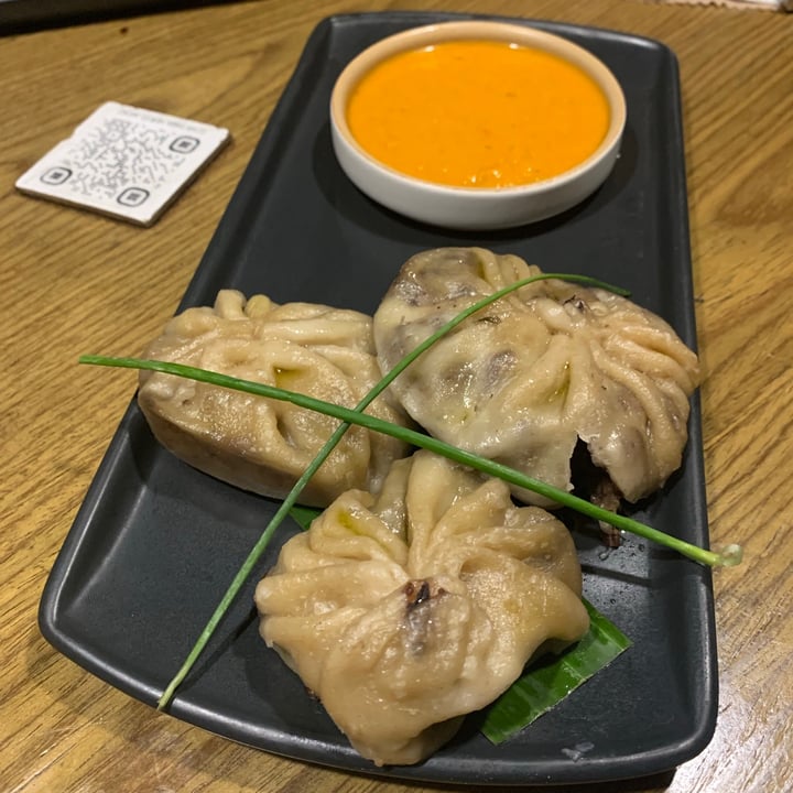 photo of Plantasia Momos shared by @cayo on  09 Sep 2021 - review