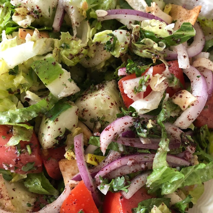 photo of Oasis Lebanese Cuisine | Beaverton Fattoush Salad shared by @heymrscarter on  11 Jul 2021 - review