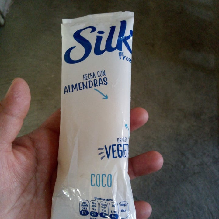 photo of Silk Frozen Paletas 4 Piezas shared by @liliv on  17 Oct 2020 - review